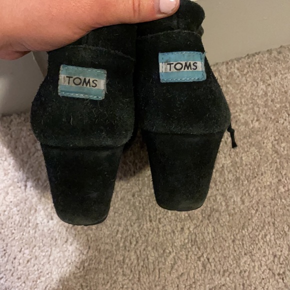 Toms kala desert wedge bootie in black. Offers ok! - Picture 3 of 3